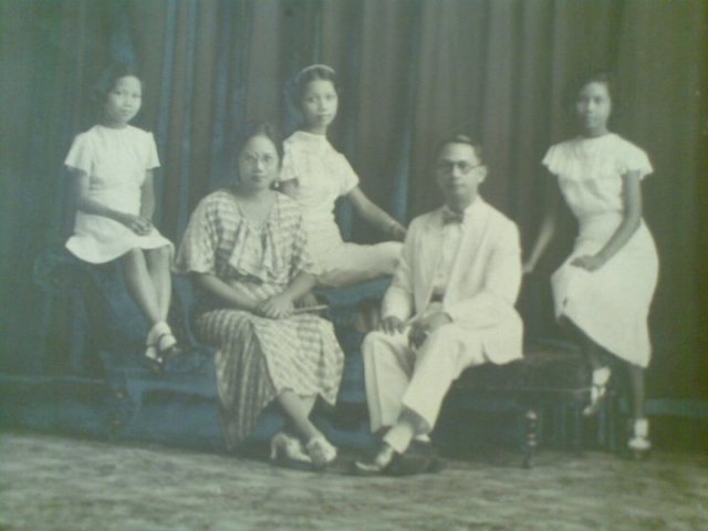 My Lola and her family. She's the girl at the far right.