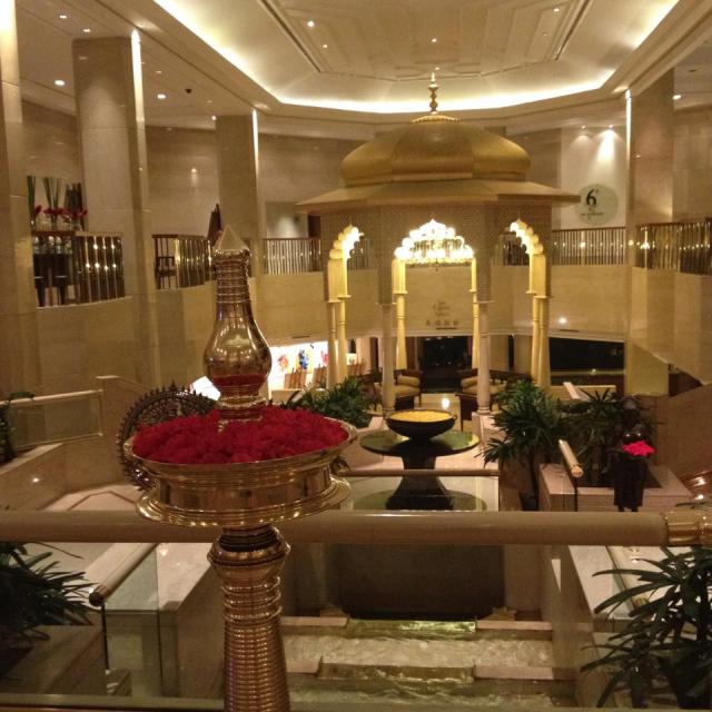 The lobby of The Leela upon our arrival in Mumbai at past 12 in the evening.
