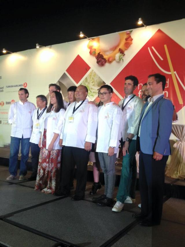 The chef presenters posing for a photo opportunity during the pre-event press conference.